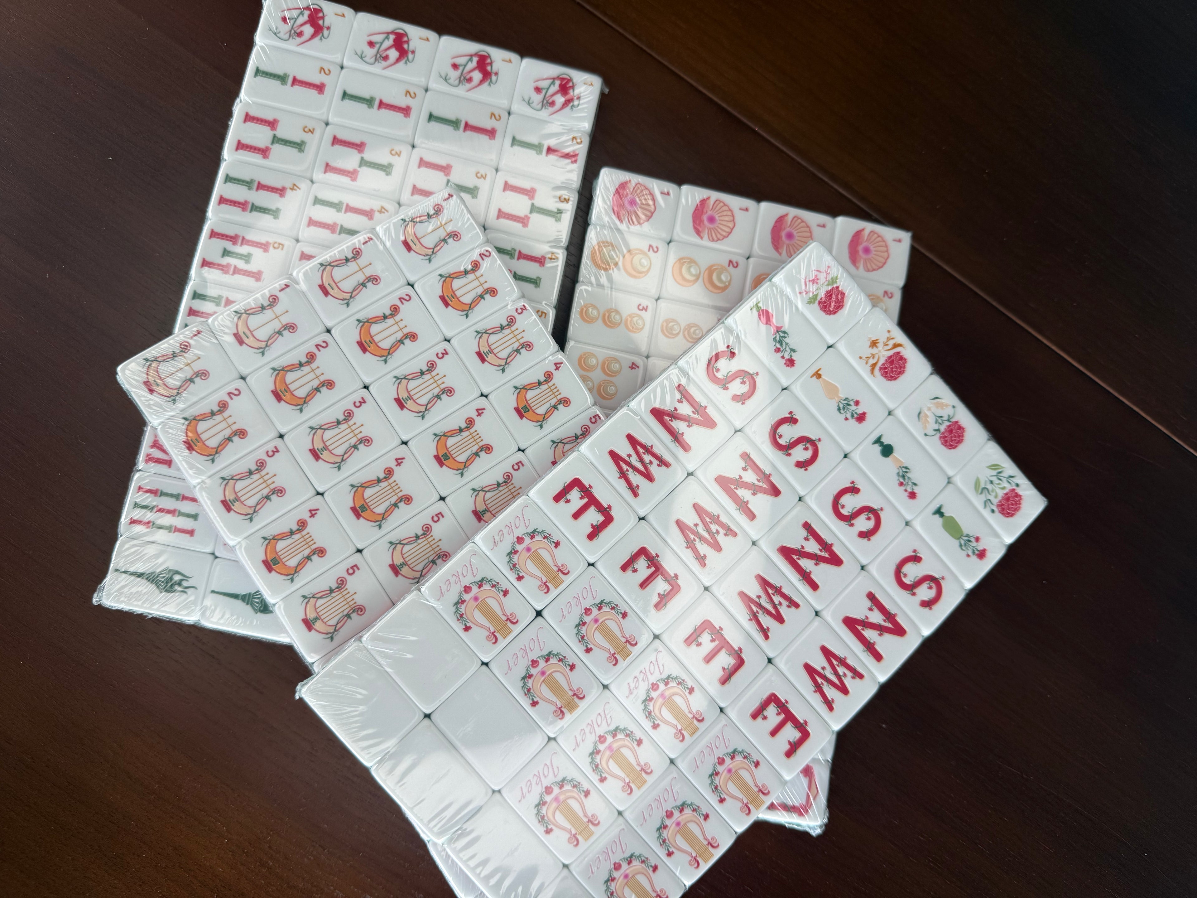 LIMITED EDITION AXO Sisterhood American Mahjong 160 Engraved/Acrylic Tiles